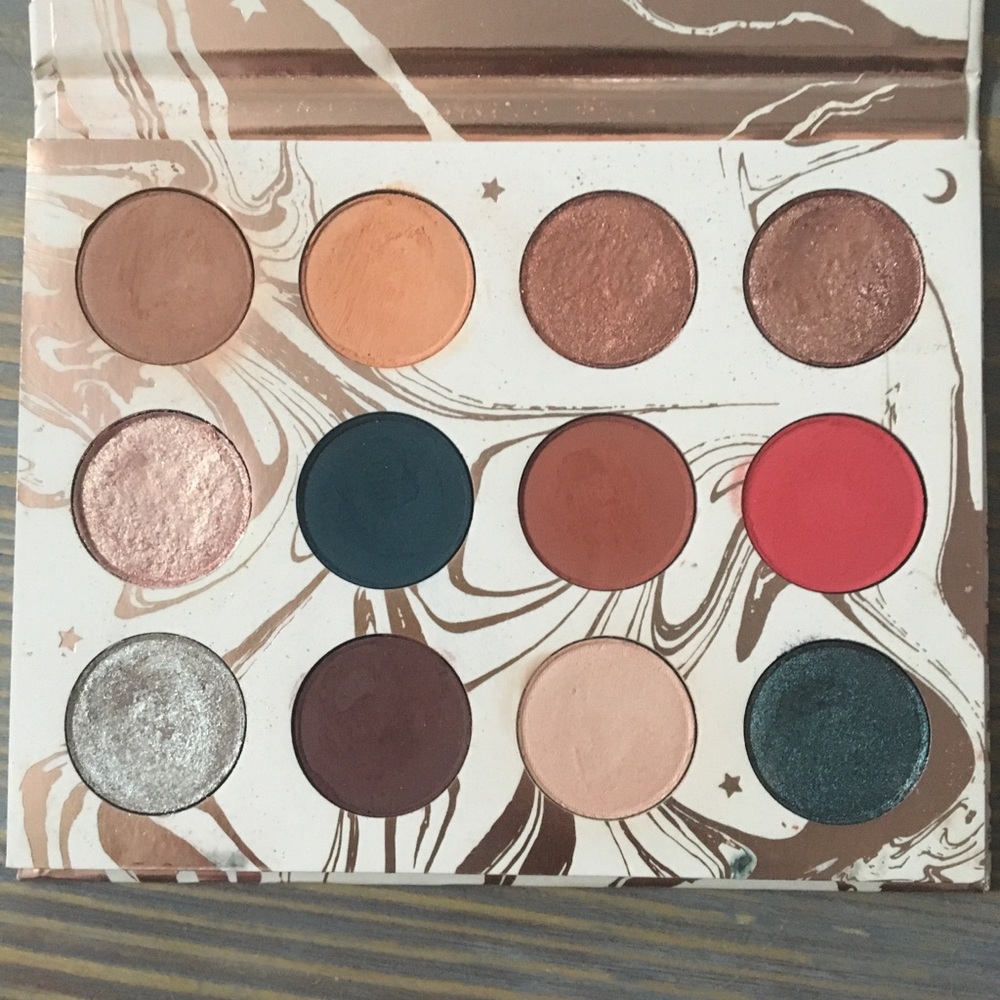(SOLD) Colourpop Dream St. palette